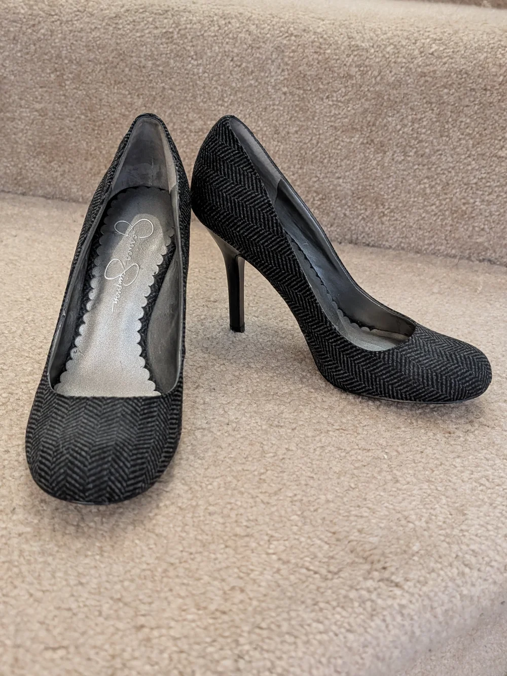 Jessica Simpson Black Herringbone Round-Toe Heels